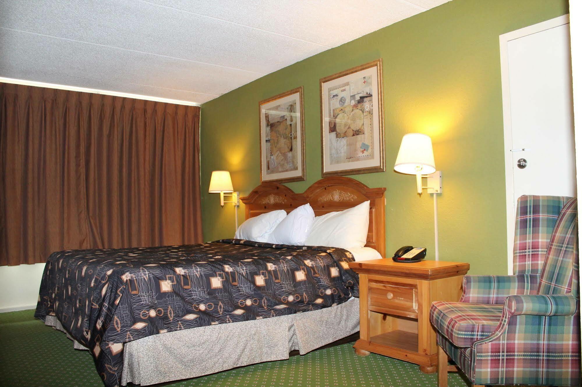 Travelers Inn Kingsland Zewnętrze zdjęcie